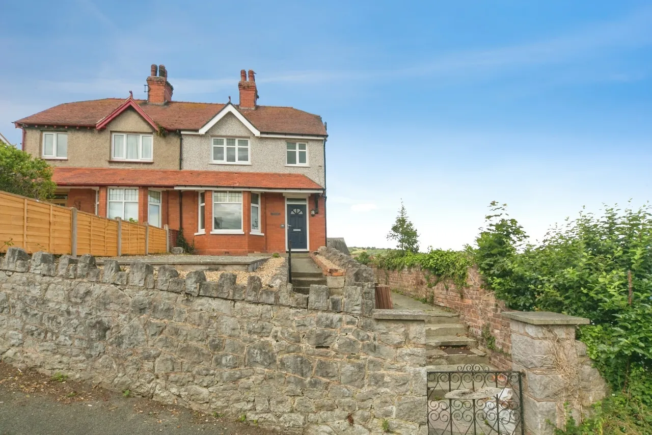3 bed house for sale, Withington Avenue, Old Colwyn, LL29