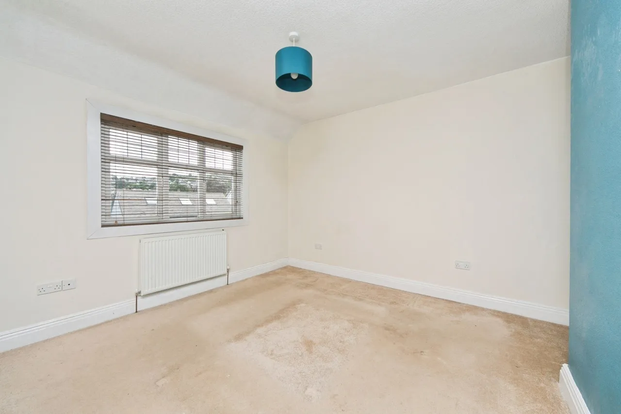 Withington Avenue, Old Colwyn, LL29, photo 12