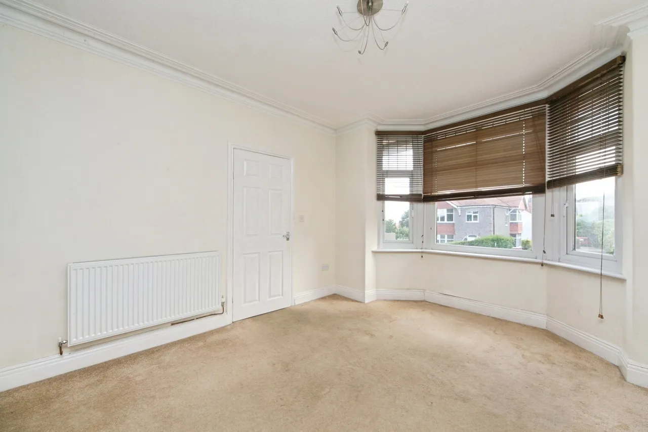 Withington Avenue, Old Colwyn, LL29, photo 6
