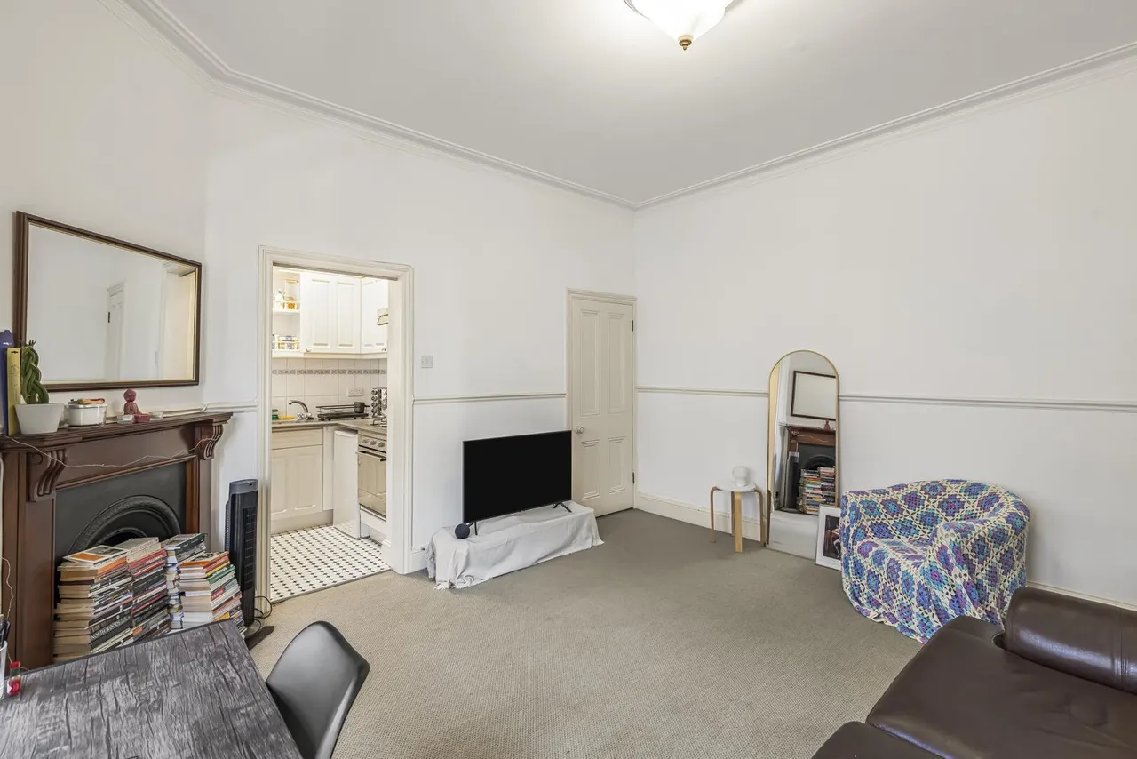 Prince Of Wales Drive, London SW11 4BP, photo 4