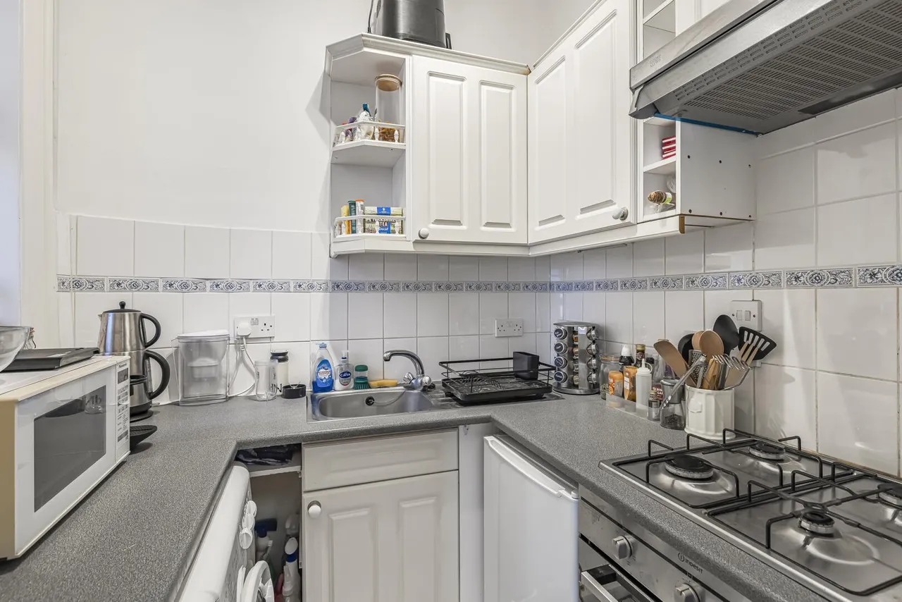 Prince Of Wales Drive, London SW11 4BP, photo 6