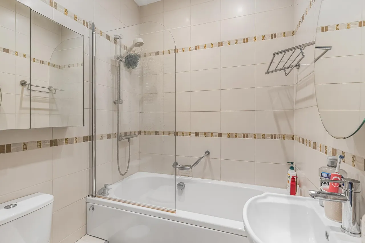 Prince Of Wales Drive, London SW11 4BP, photo 10