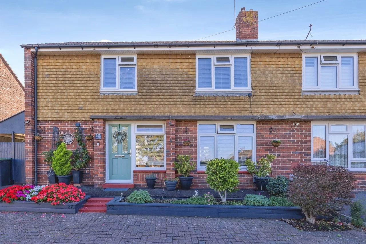 3 bed house for sale, Milton Road, Waterlooville, PO7
