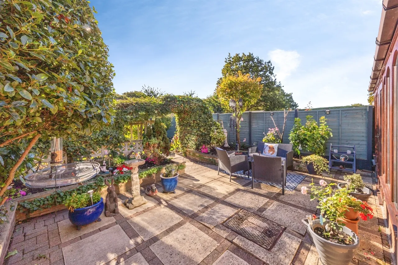 Milton Road, Waterlooville, PO7, photo 17