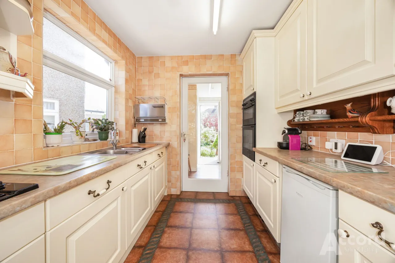 Helmsdale Road, Romford, RM1, photo 2
