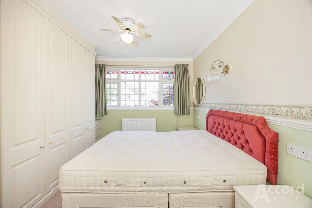 Helmsdale Road, Romford, RM1, photo 33
