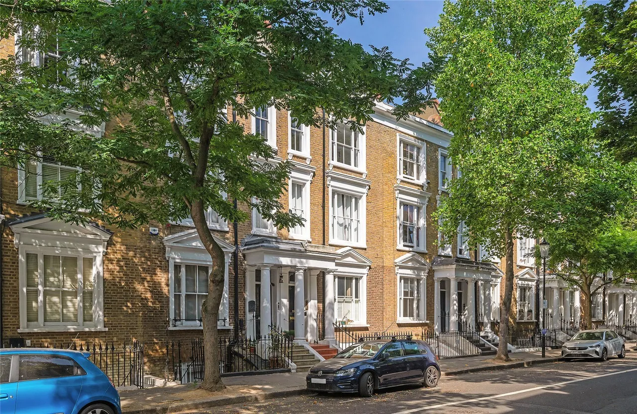2 bed flat for sale — Kempsford Gardens, Earl's Court, London, SW5