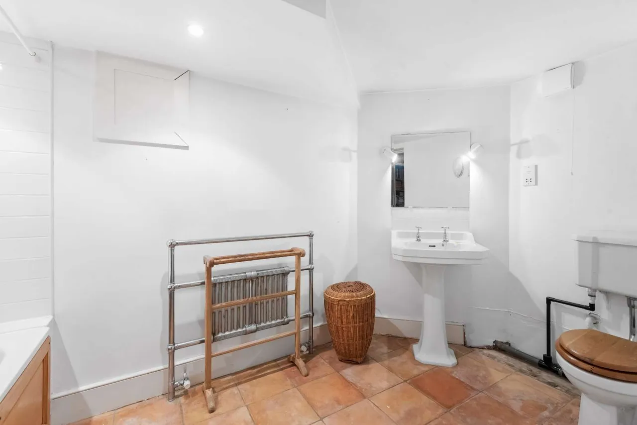 Ravenslea Road, London, SW12, photo 10