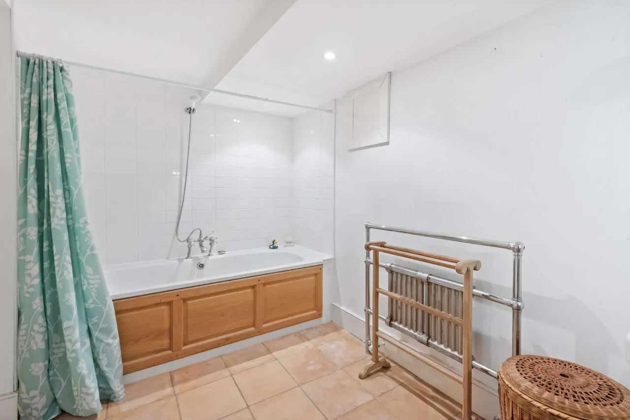 Ravenslea Road, London, SW12, photo 9