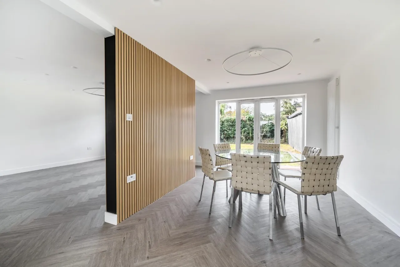 William Ellis Close, Old Windsor, photo 6