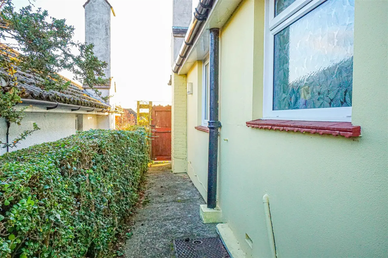Oakwood Close, Hastings, photo 21