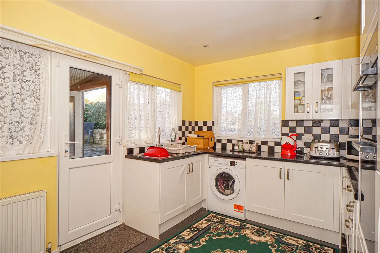 Oakwood Close, Hastings, photo 16
