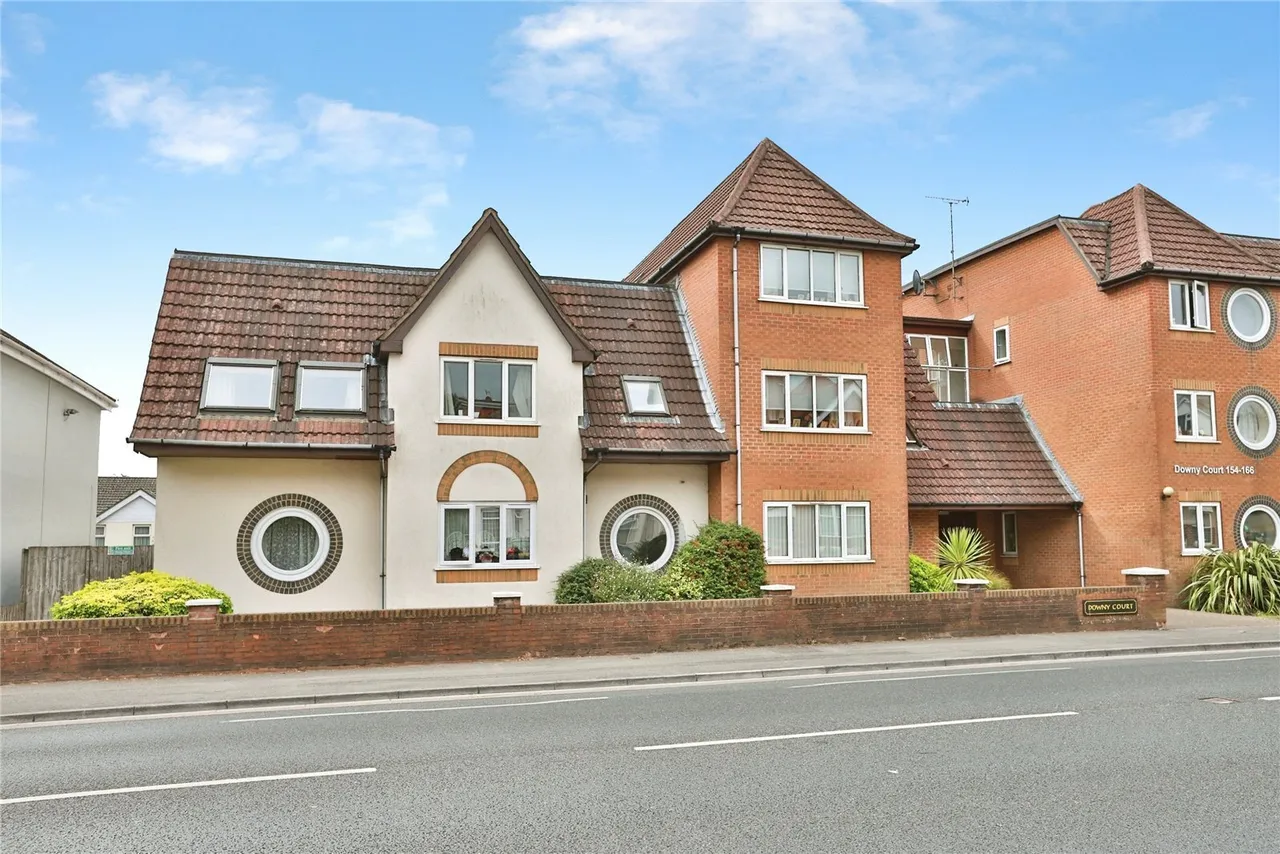1 bed flat for sale, Bournemouth Road, Poole, BH14