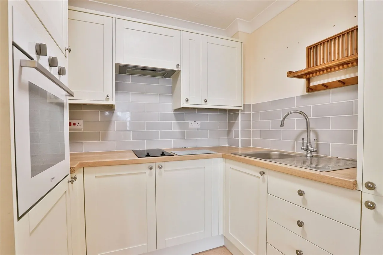 Bournemouth Road, Poole, BH14, photo 3