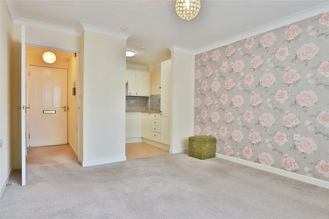 Bournemouth Road, Poole, BH14, photo 8