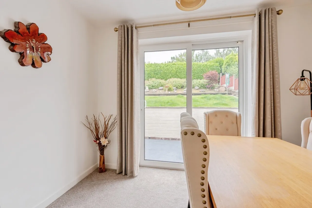 Crow Wood Avenue, Burnley, BB12, photo 11