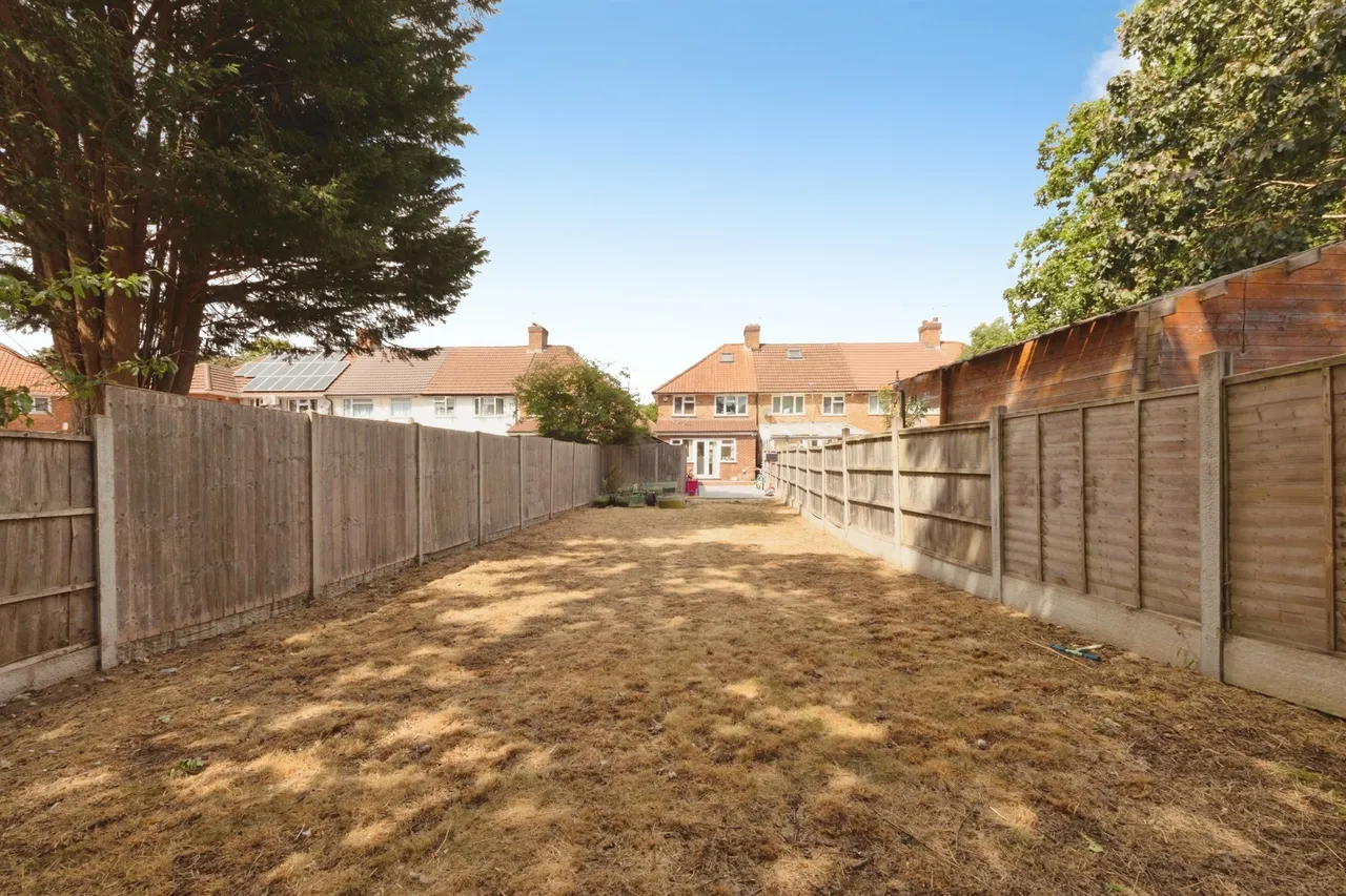 Broom Hall Grove, Birmingham, B27, photo 5