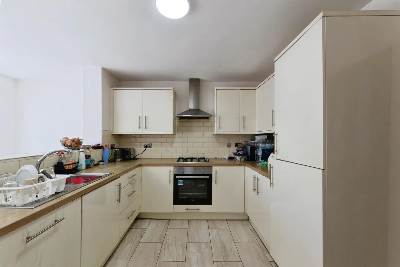 Broom Hall Grove, Birmingham, B27, photo 9