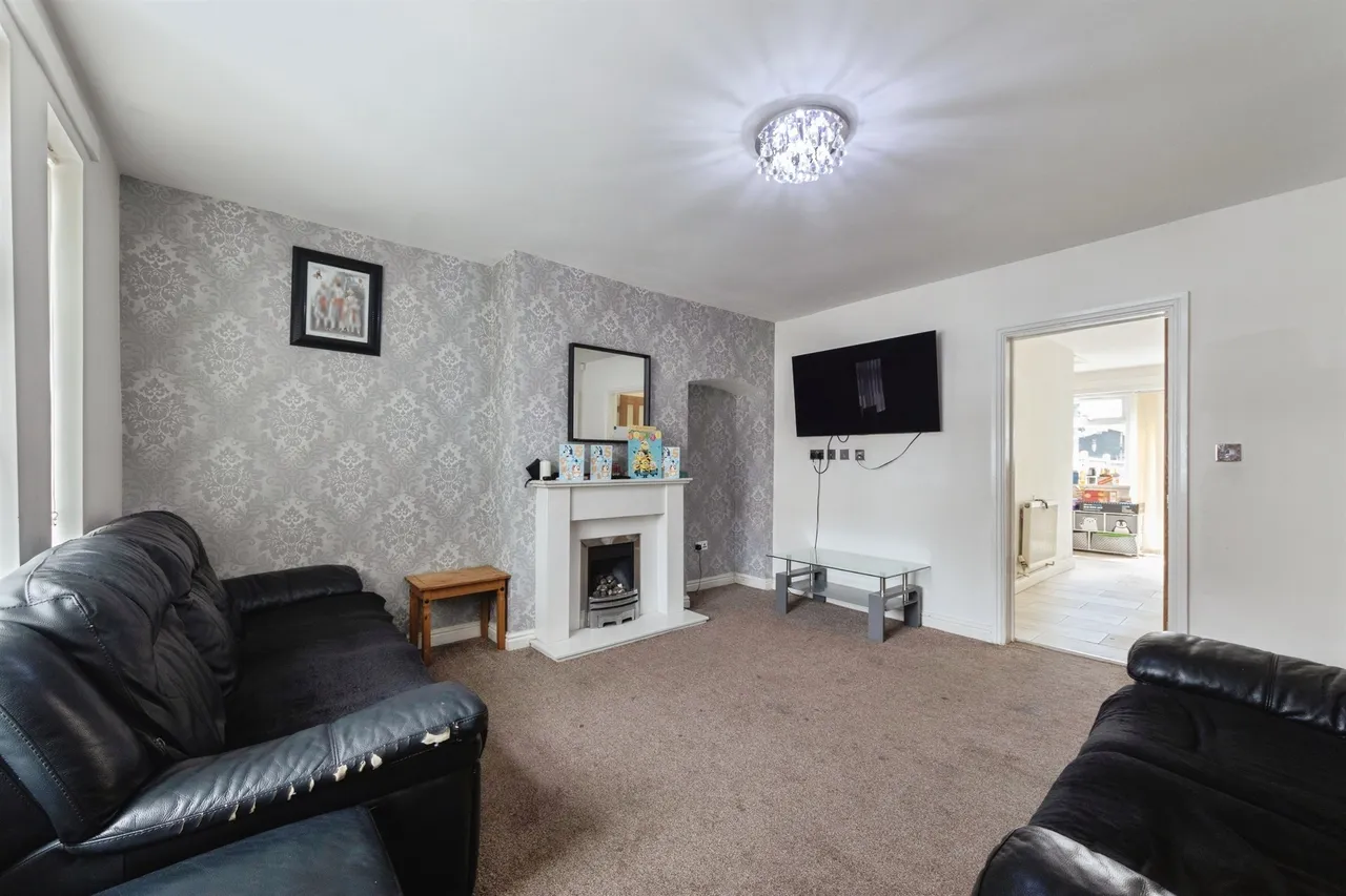 Broom Hall Grove, Birmingham, B27, photo 10