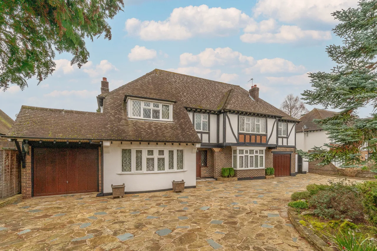 5 bed house for sale — 28 Grimwade Avenue, Croydon