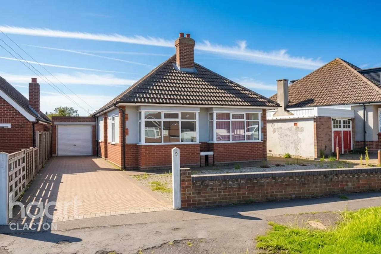2 bed house for sale, Union Road, Clacton-On-Sea, CO15