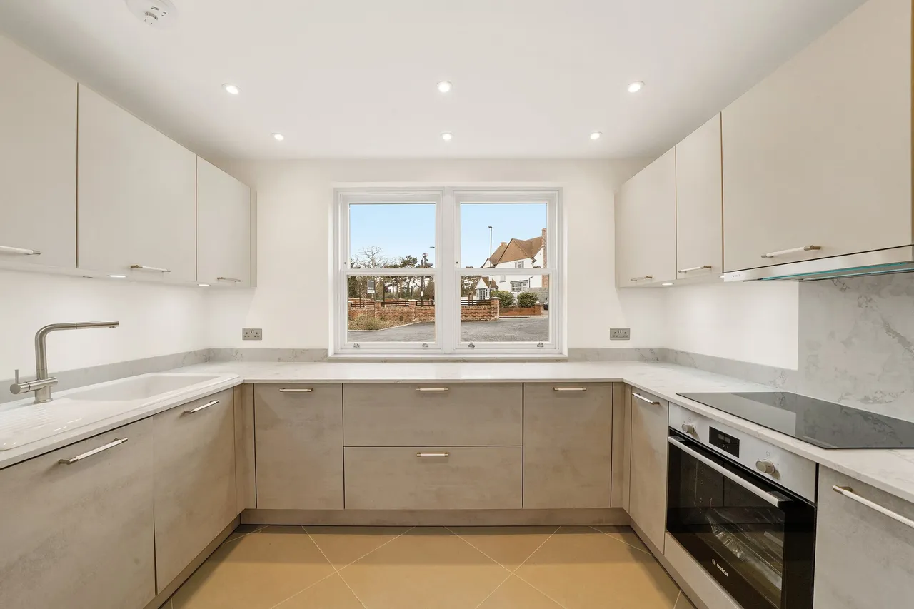 Riefield Road, Eltham, London, SE9 2QA, photo 4