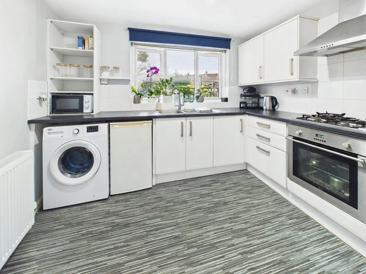 Apollo Drive, Bordon, GU35, photo 5