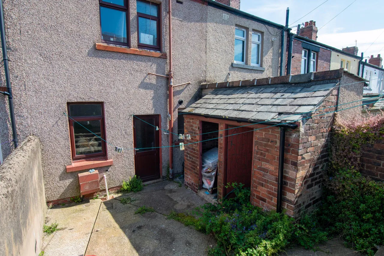 Dartmouth Street, Barrow-in-furness, LA14, photo 17
