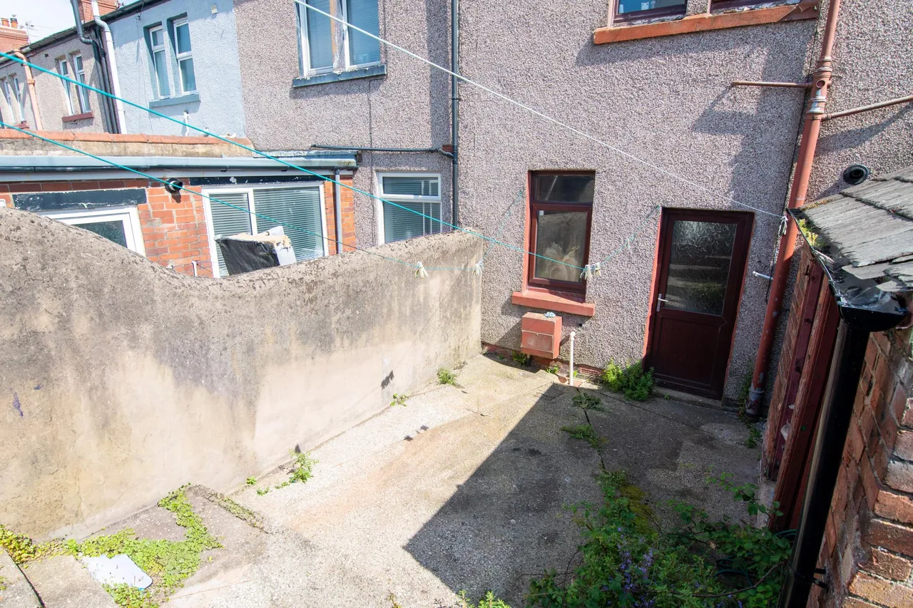 Dartmouth Street, Barrow-in-furness, LA14, photo 11
