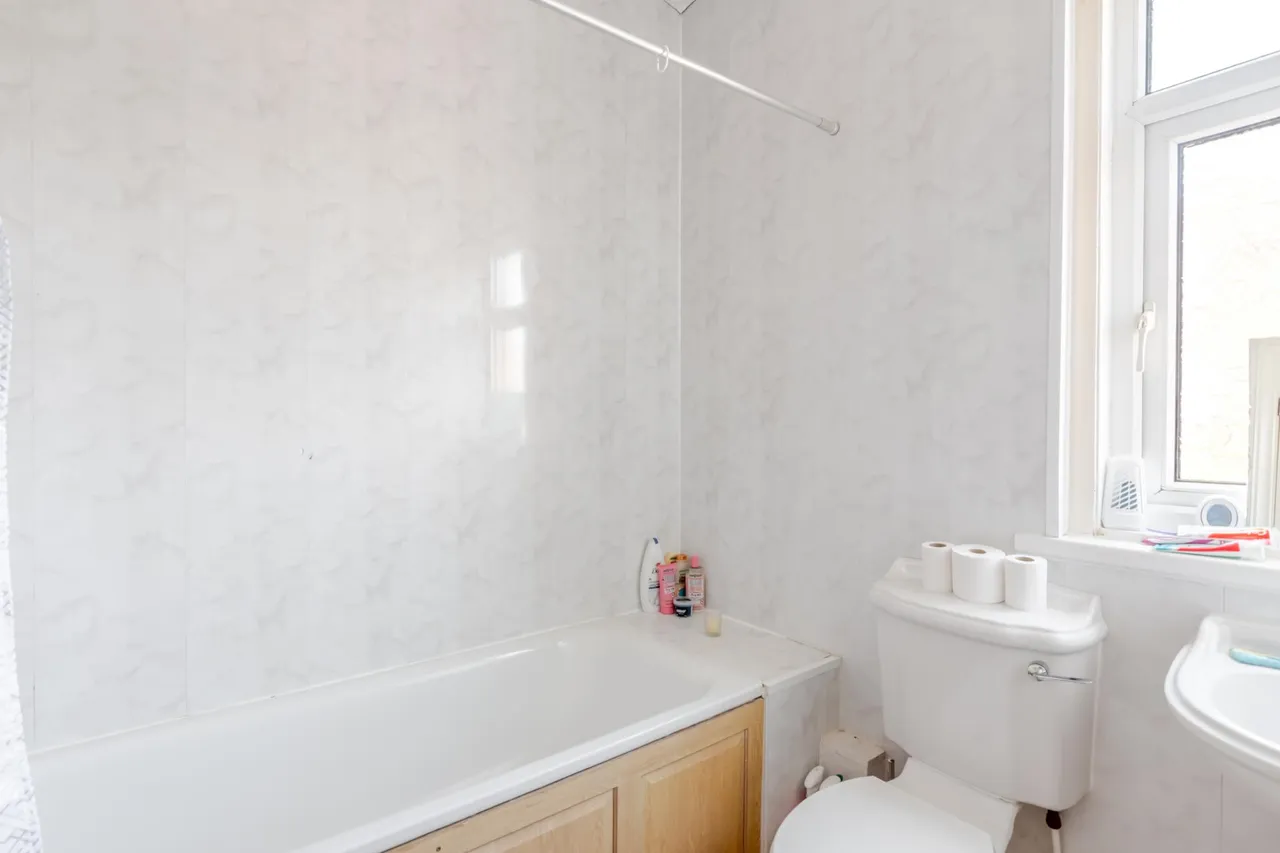 Dartmouth Street, Barrow-in-furness, LA14, photo 14