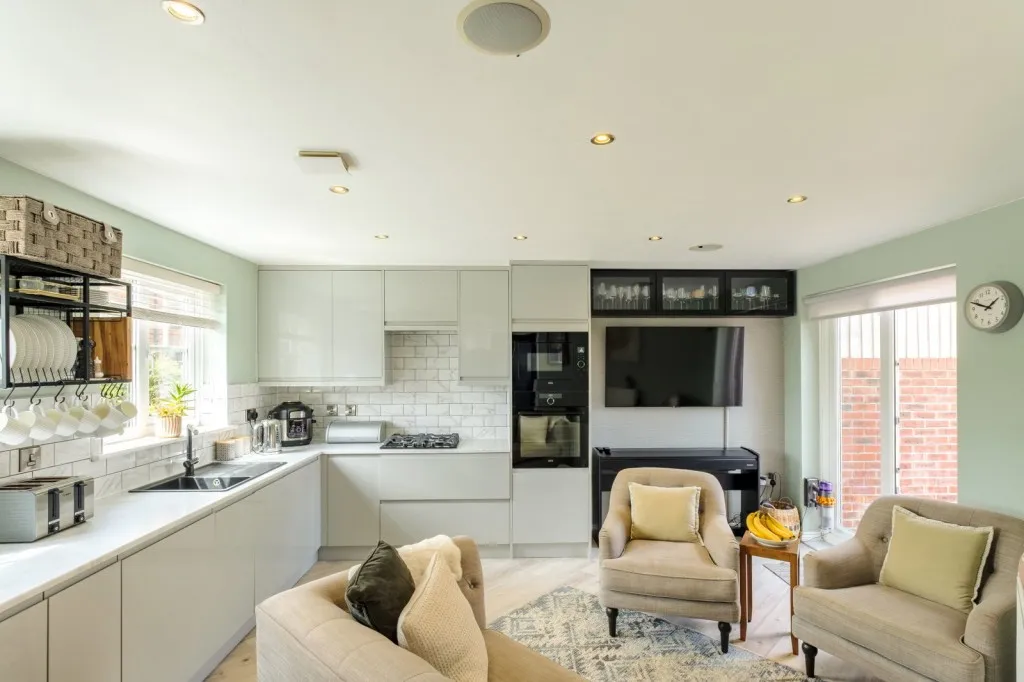 Mill Hill Leys, Wymeswold, LE12, photo 3