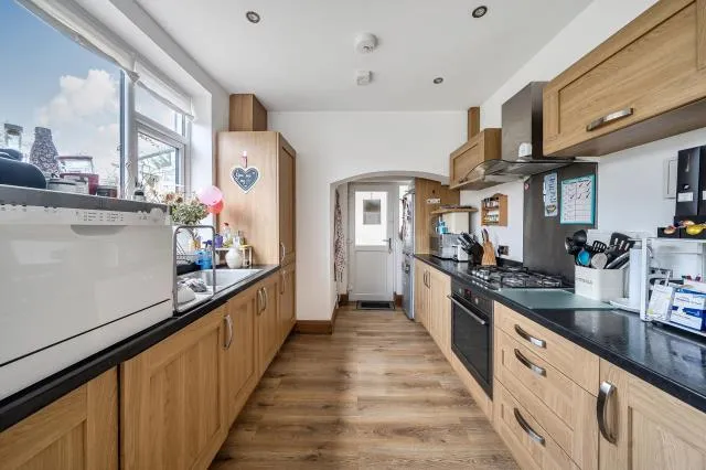 Naylor Road, London, N20, photo 5