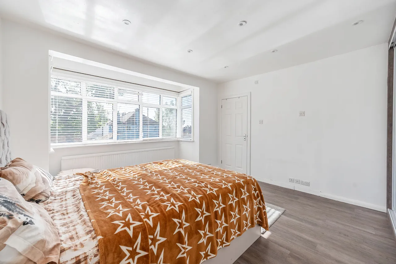 Northwood, HA6, photo 8