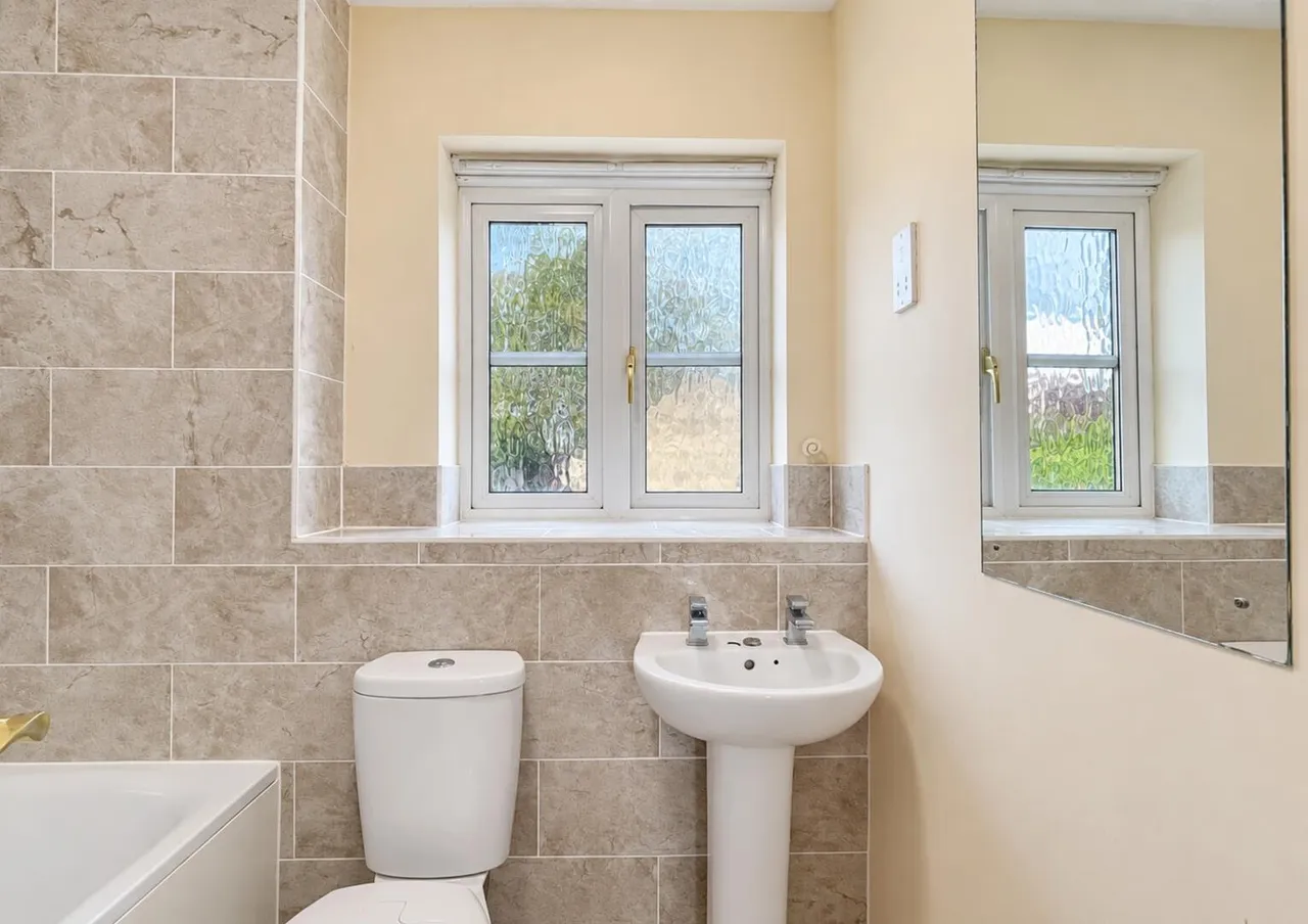 Newington Close, Frome BA11 1HW, photo 13