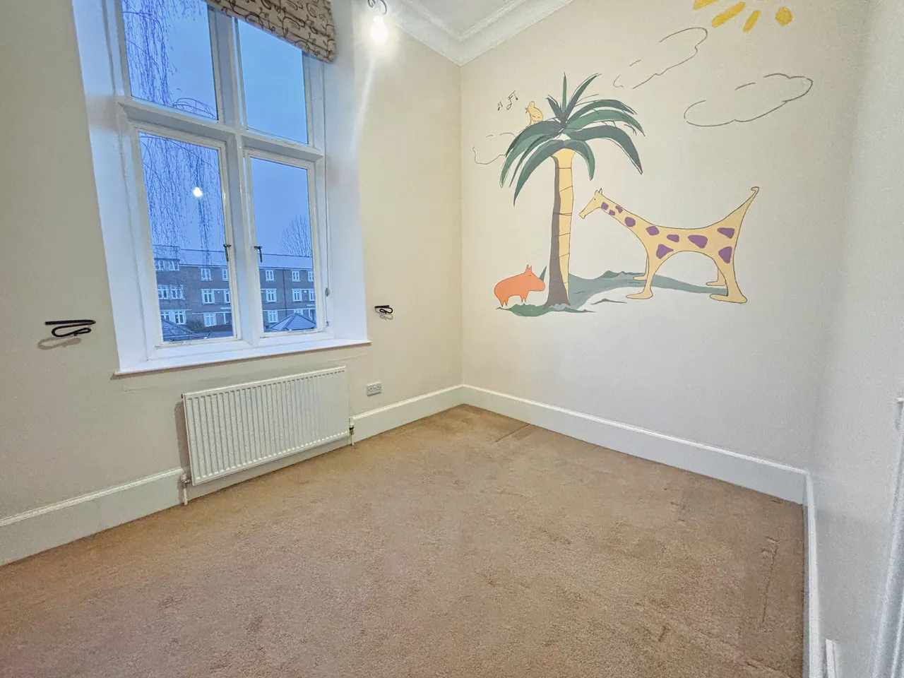 Royal Earlswood Park, RH1, photo 10