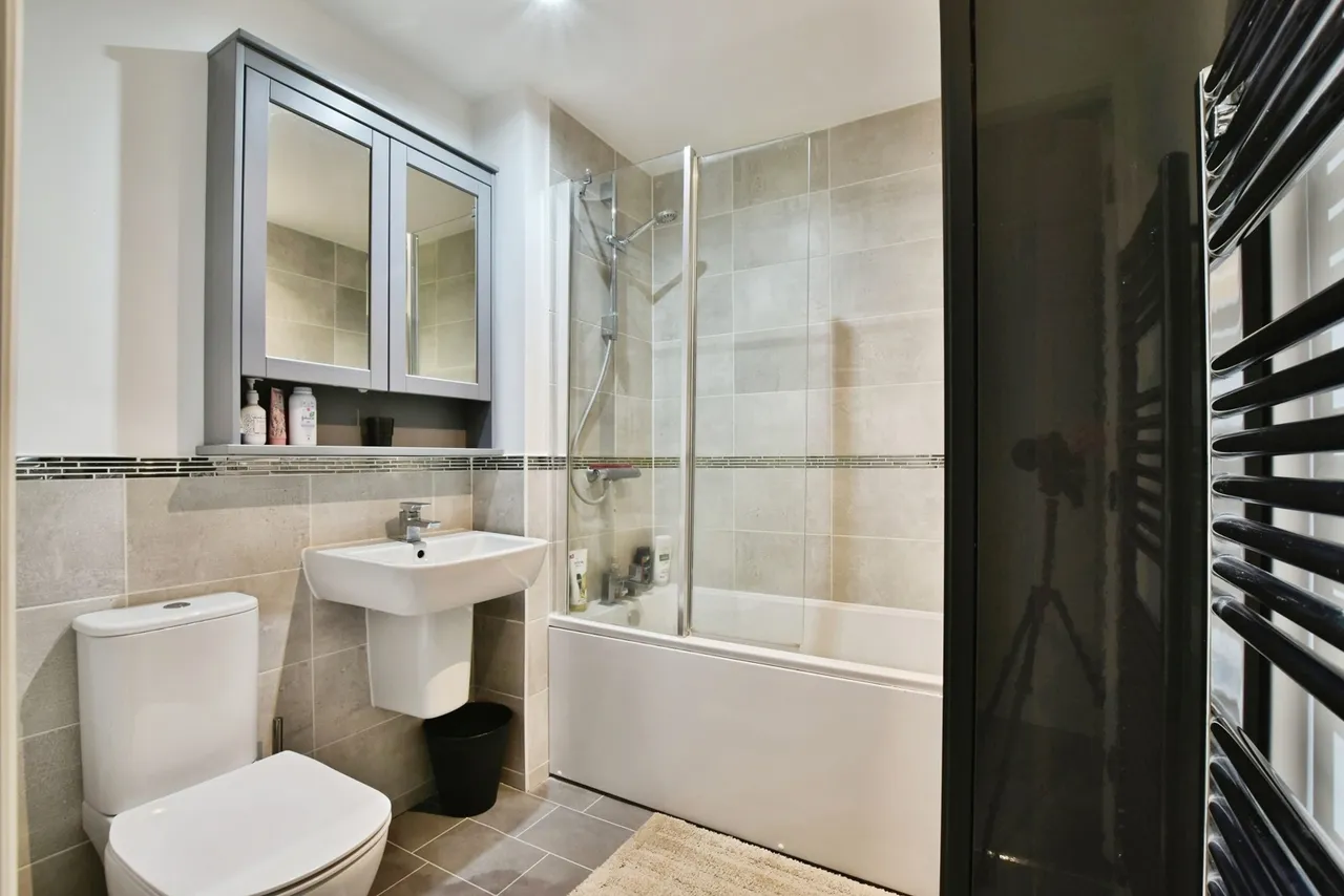 Wright Close, Handforth, Wilmslow, Cheshire, SK9, photo 8