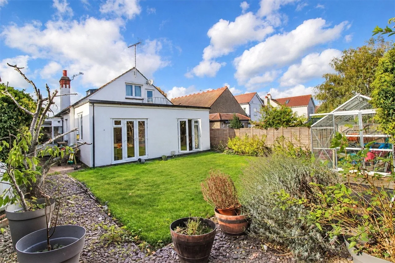 Lord Roberts Avenue, Leigh-on-Sea, SS9, photo 12