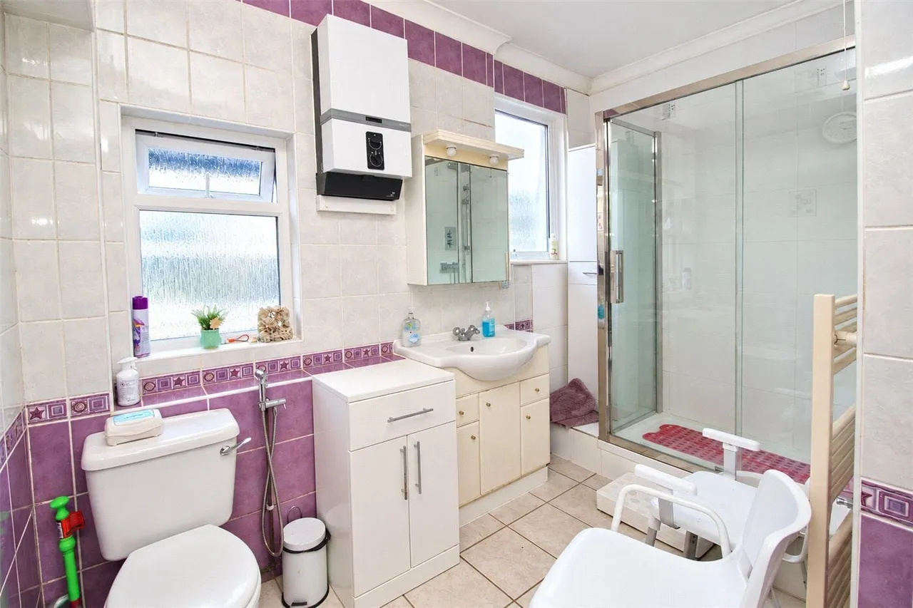 Lord Roberts Avenue, Leigh-on-Sea, SS9, photo 6