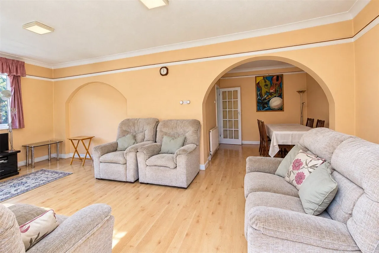 Lord Roberts Avenue, Leigh-on-Sea, SS9, photo 13