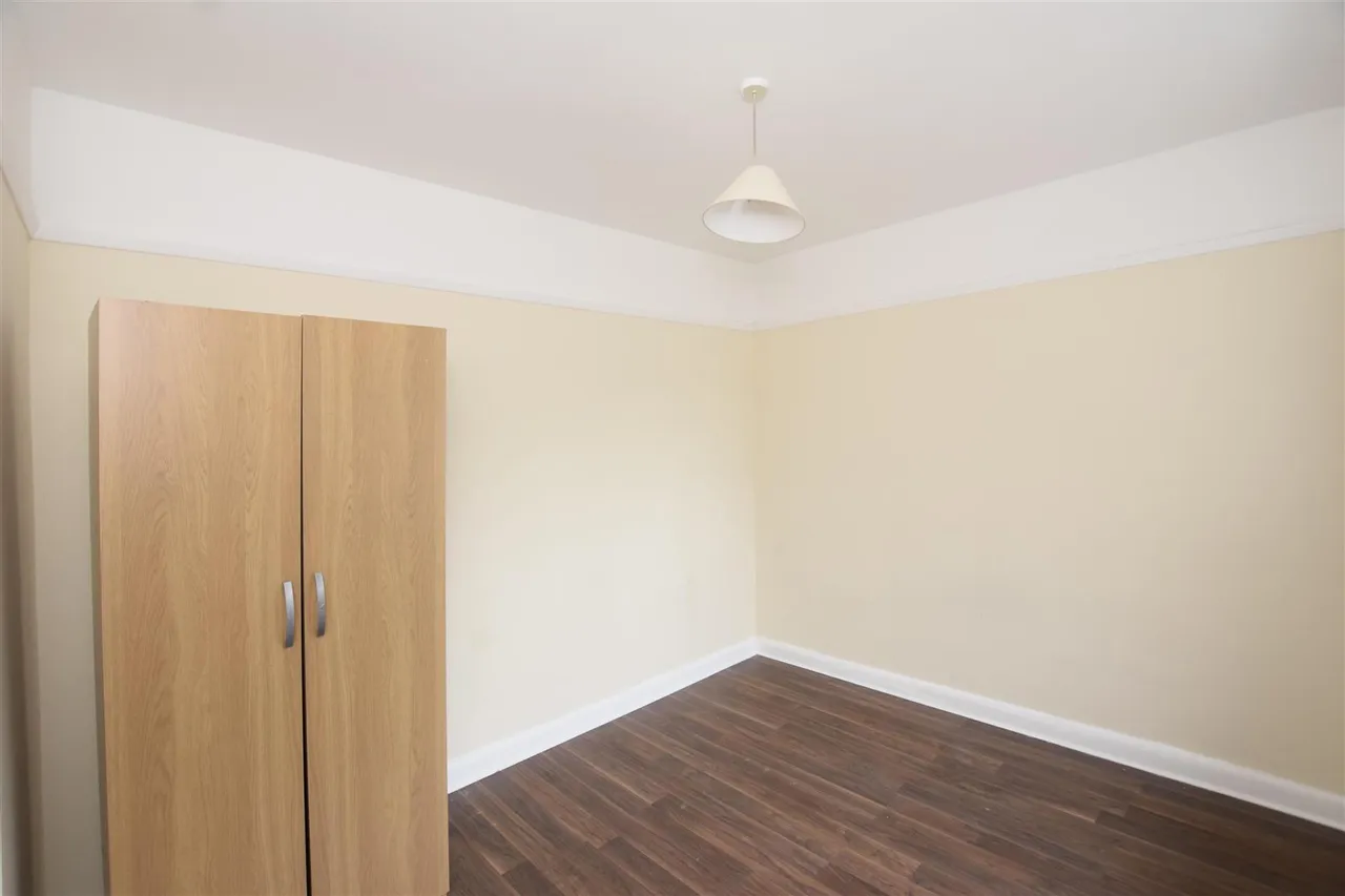 Fernwood Avenue, Wembley, HA0, photo 7