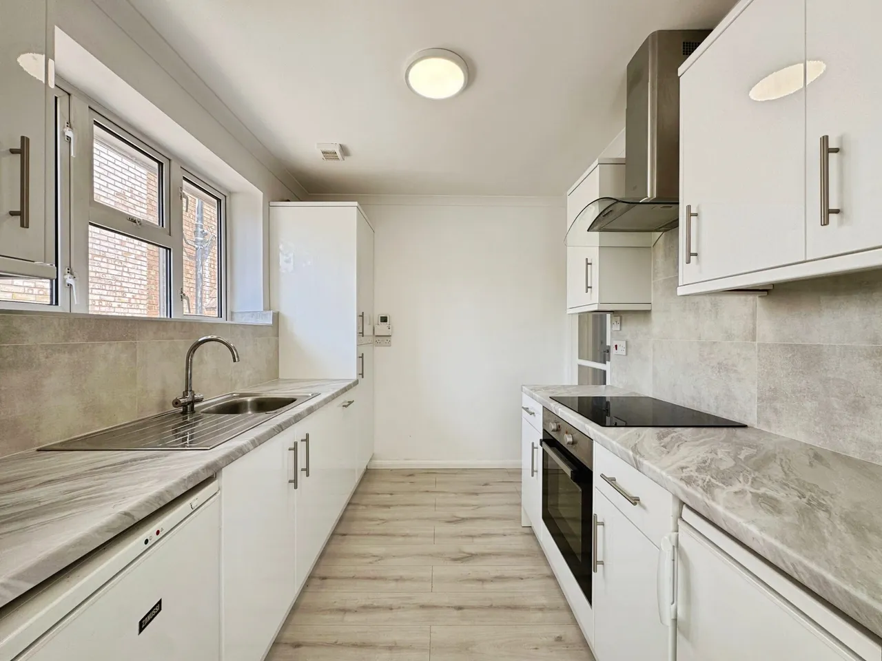 Kenilworth Road, Edgware, HA8, photo 9