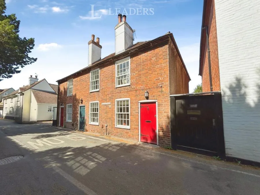 White Chimney Row, Westbourne, PO10, photo 9