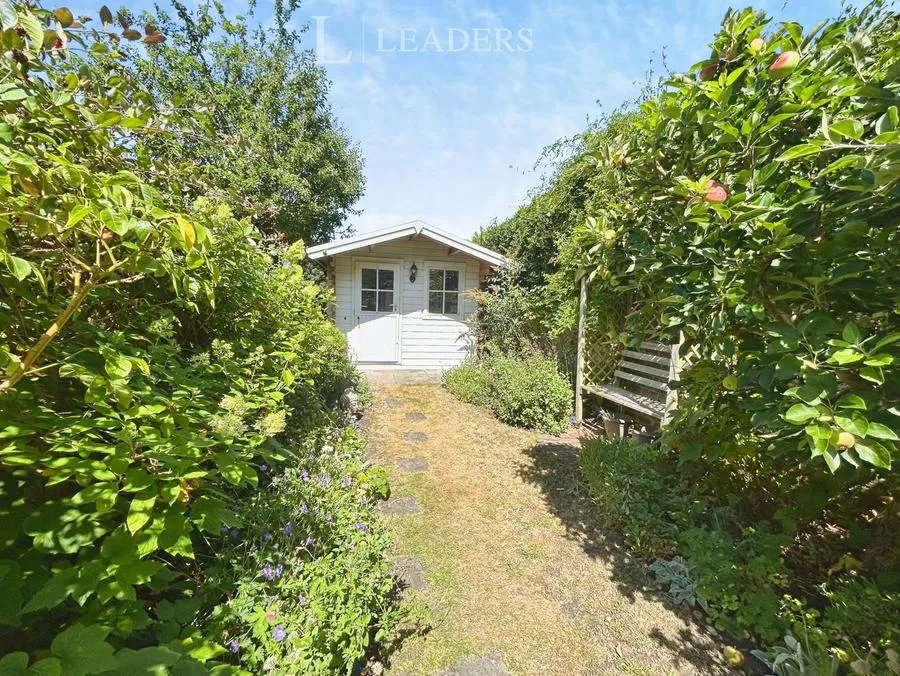 White Chimney Row, Westbourne, PO10, photo 15