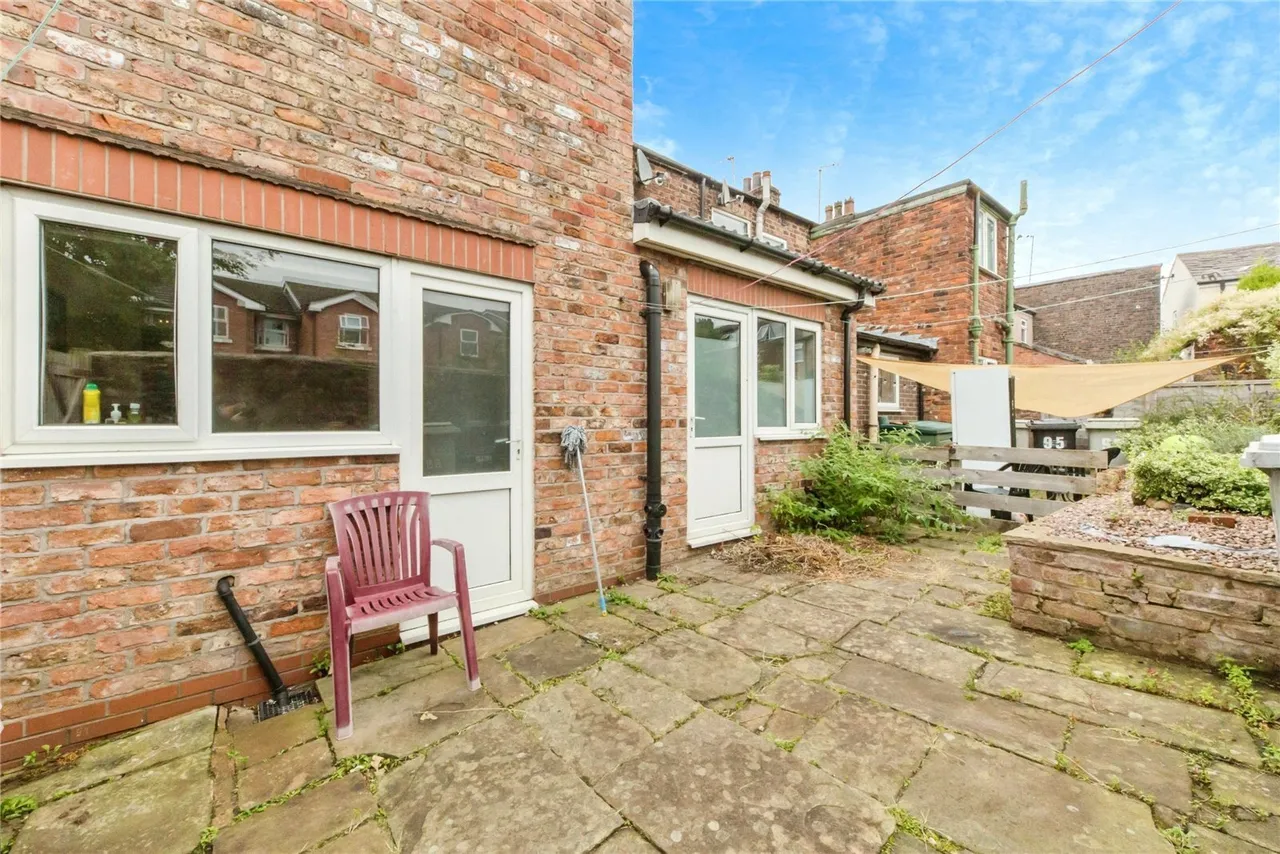 Chester Road, Macclesfield, Cheshire, SK11, photo 6