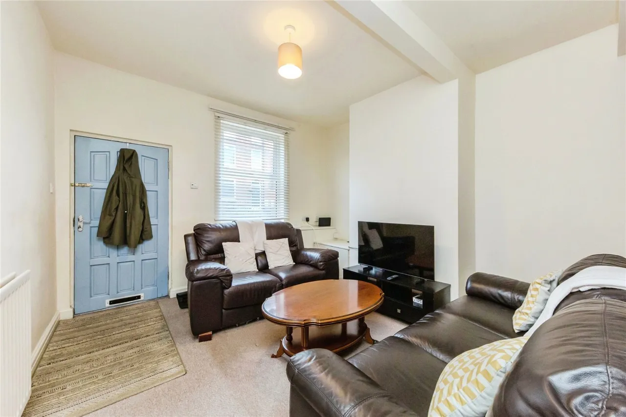 Chester Road, Macclesfield, Cheshire, SK11, photo 3