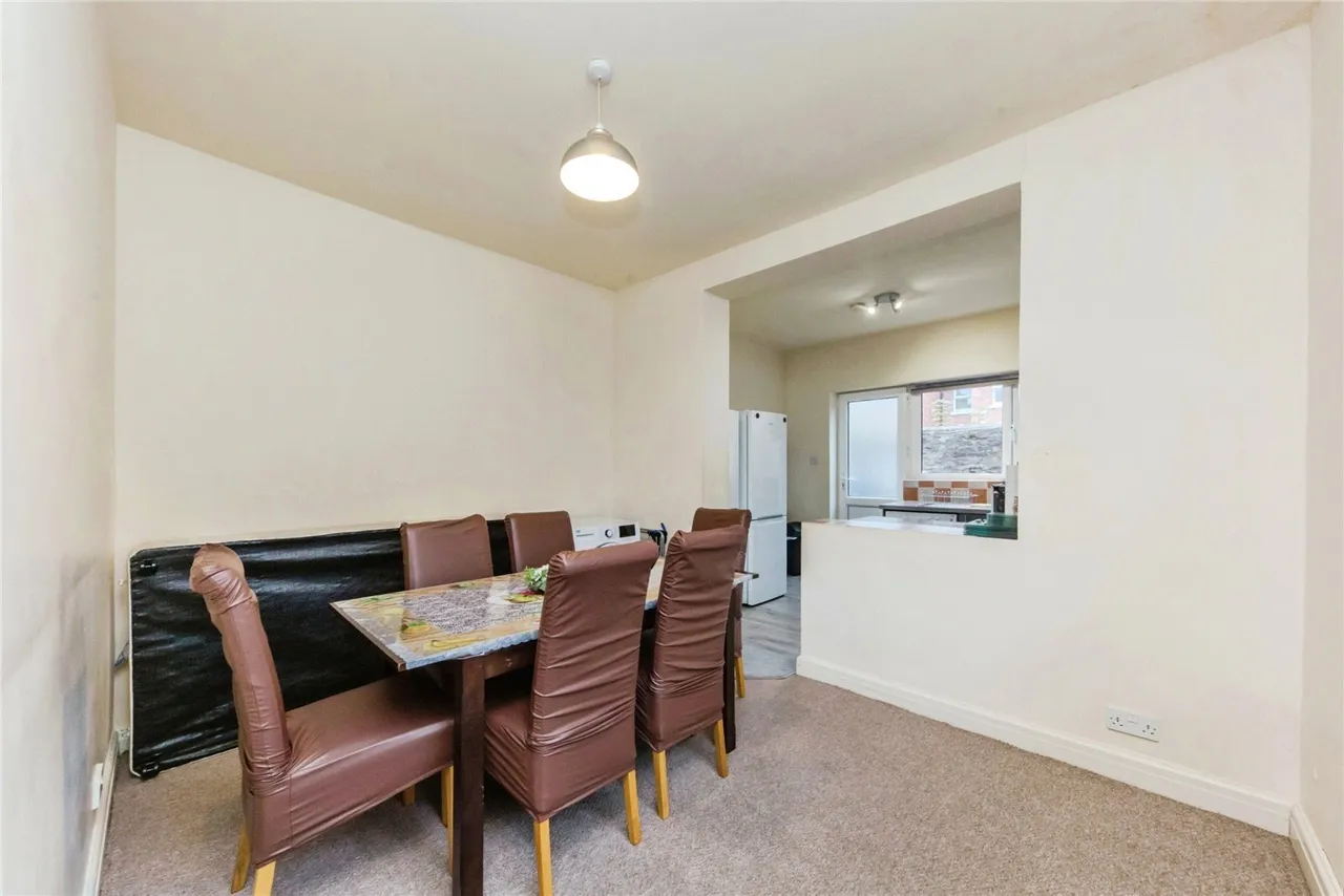 Chester Road, Macclesfield, Cheshire, SK11, photo 5