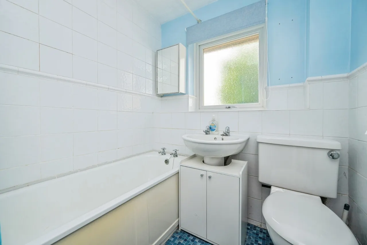 Mellwaters, Wilnecote, Tamworth, Staffordshire, B77, photo 13