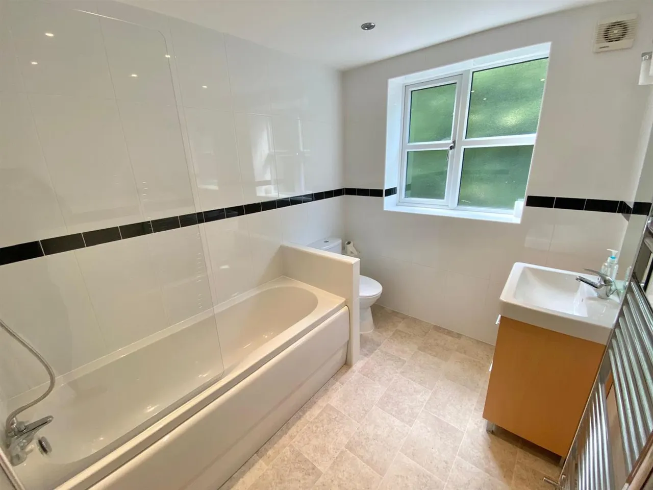 Woodside Drive, Macclesfield, SK11, photo 15