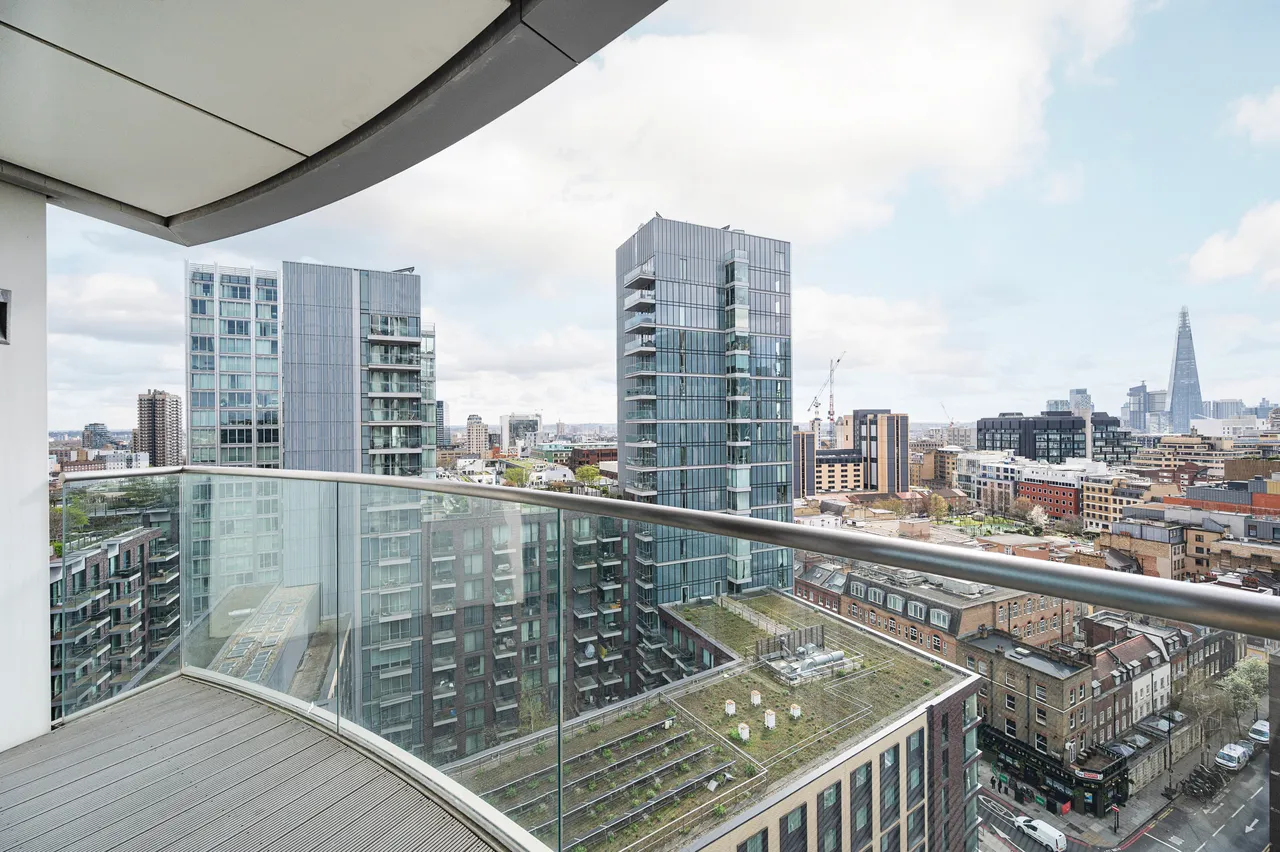 Apartment 1407, Altitude Point, 71 Alie Street, London, photo 2