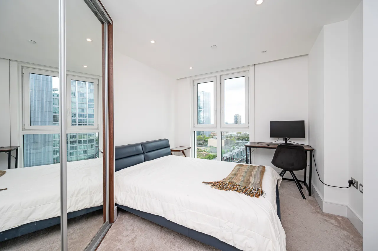 Apartment 1407, Altitude Point, 71 Alie Street, London, photo 4